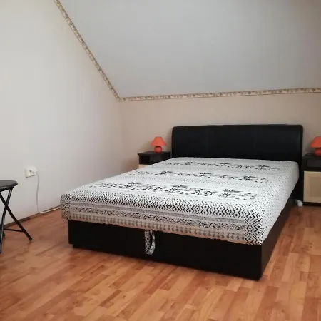 Negy Evszak Vendeghaz