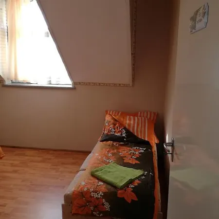 Konukevi Negy Evszak Vendeghaz Balatonboglár
